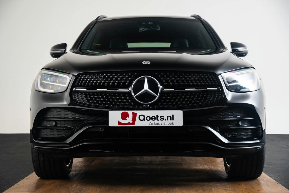 Mercedes-Benz GLC 300 e 4MATIC Obsidiaanzwart