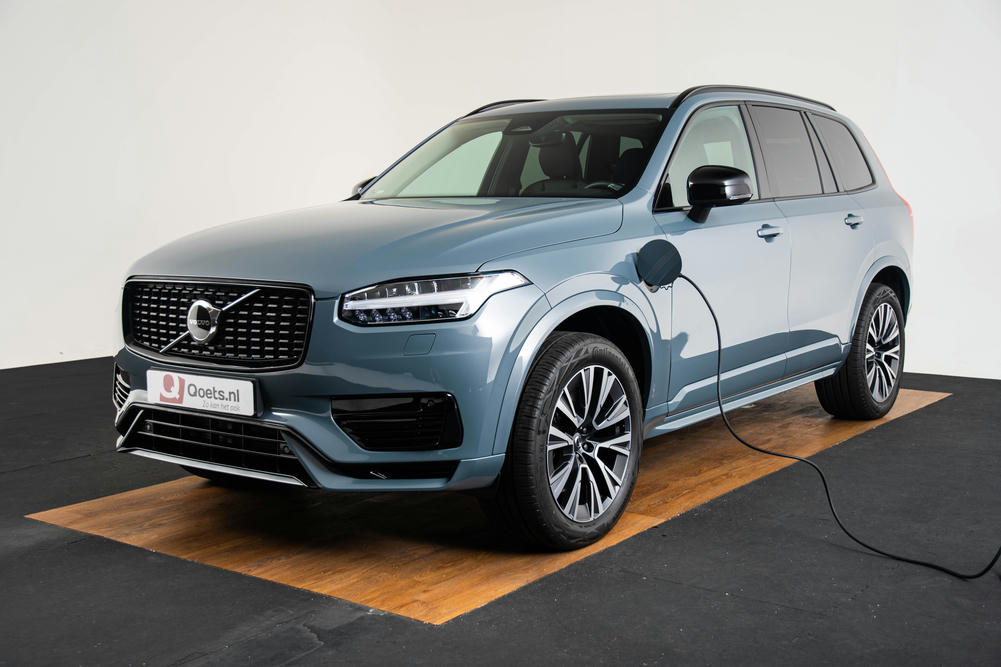 Volvo XC90 T8 AWD plus