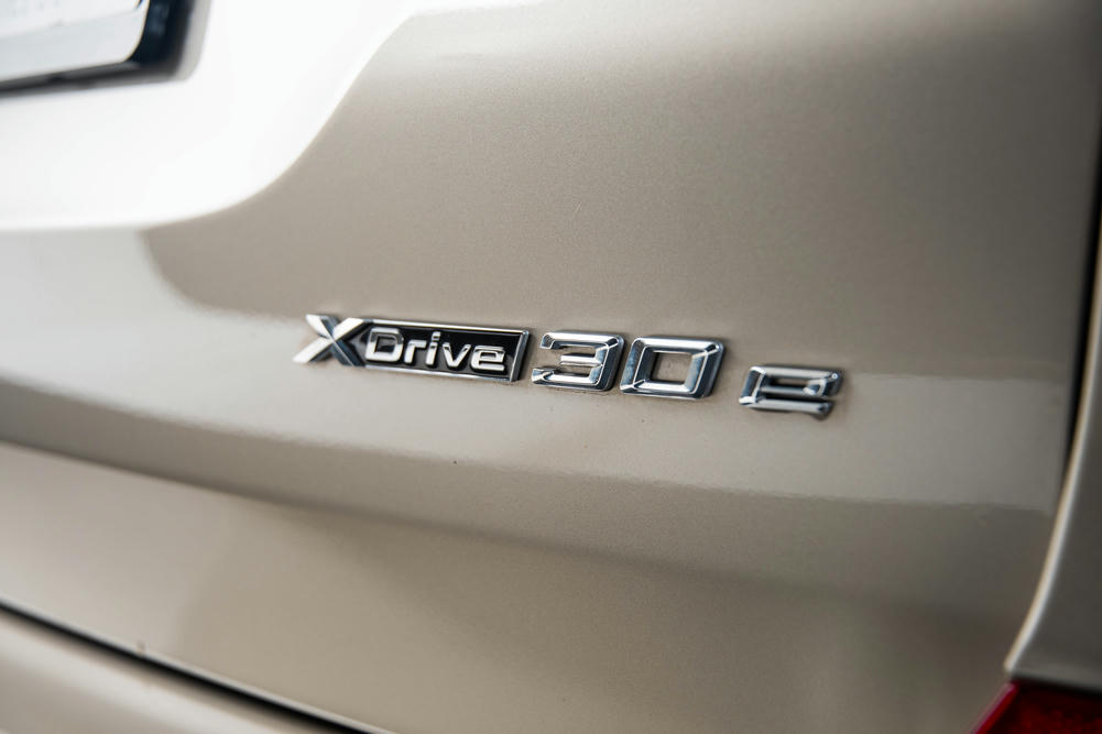 BMW X3 xDrive30e Sunstone Metallic