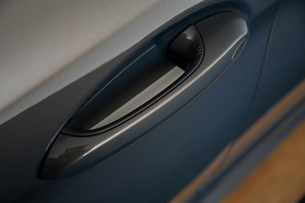 BMW 530e Touring Alvit Grau