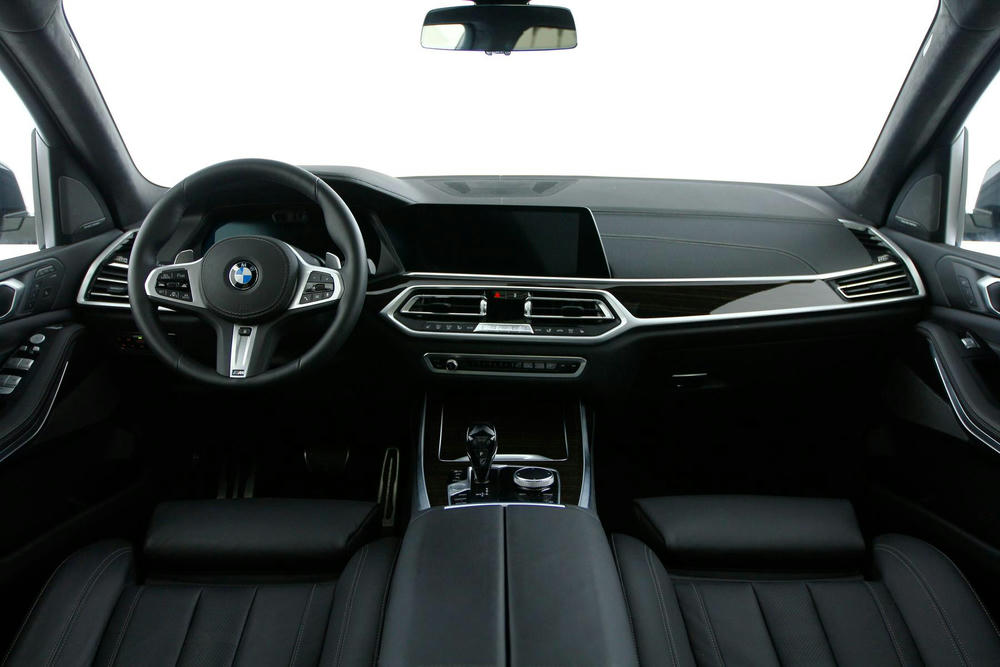 #11 BMW X7 xDrive30d.jpg