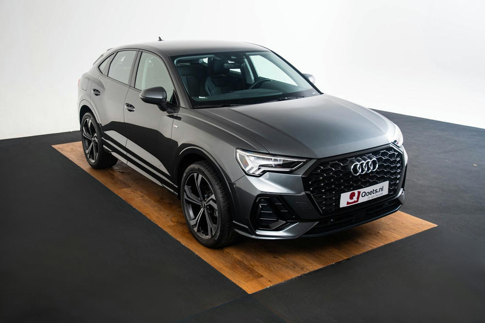 Audi Q3 in Daytonagrijs metallic lak
