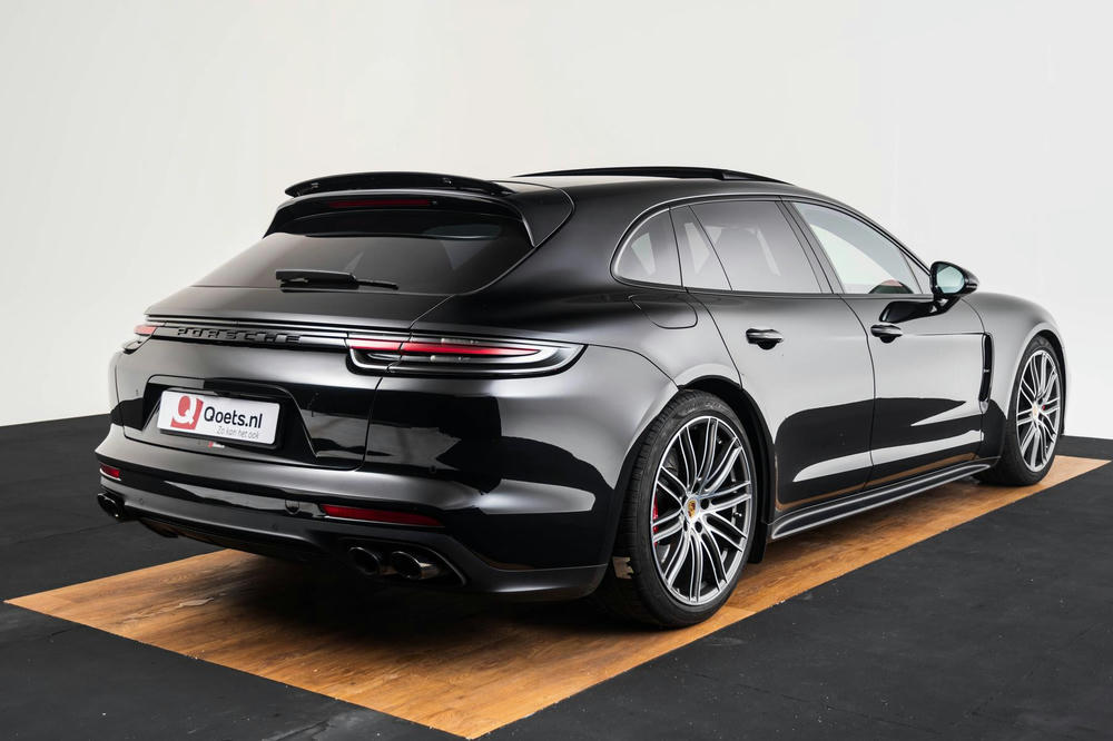#12 Porsche Panamera GTS Sport Turismo1.jpg