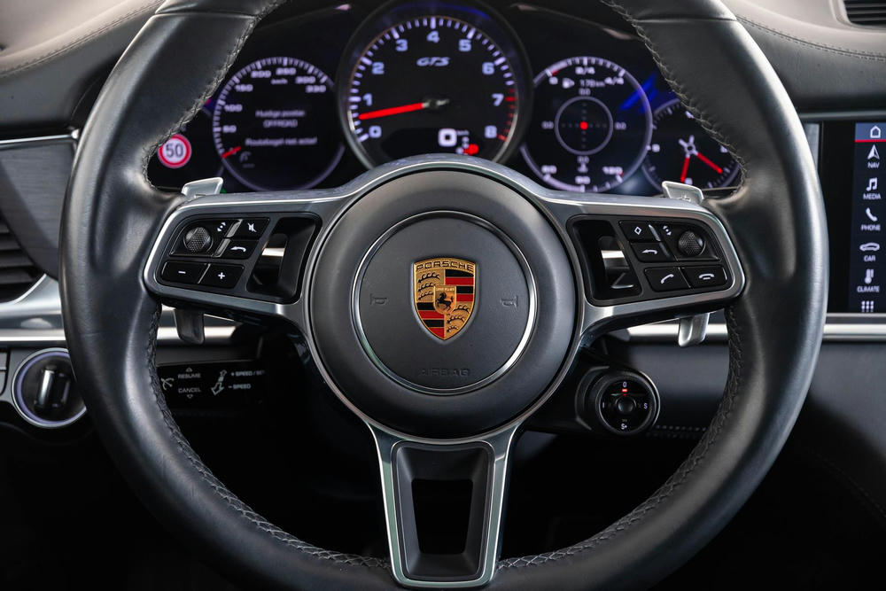 #12 Porsche Panamera GTS Sport Turismo31.jpg