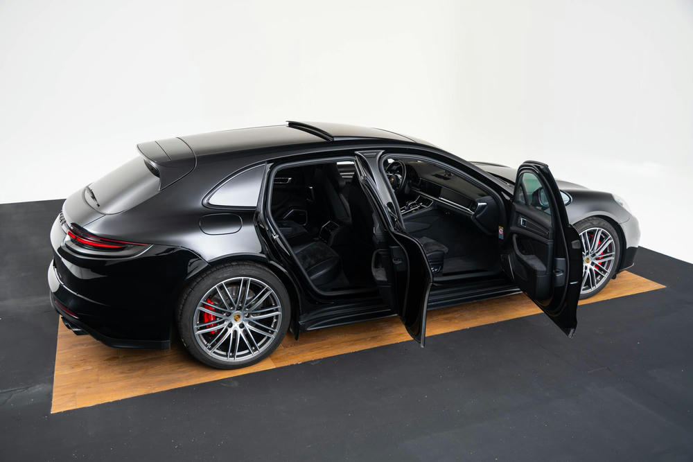 #12 Porsche Panamera GTS Sport Turismo3d.jpg