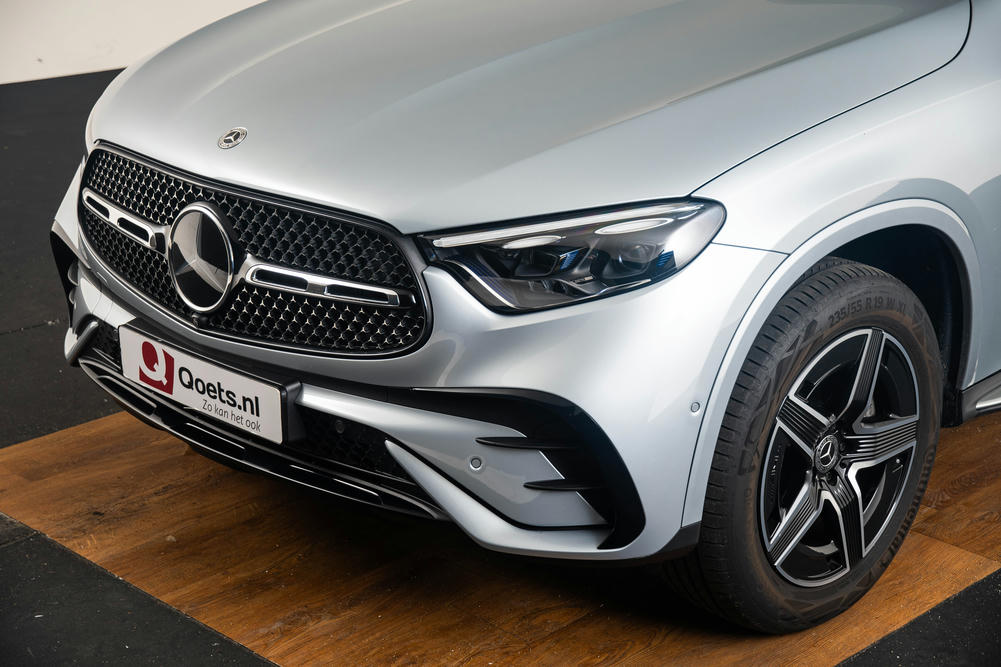 Sensoren geïntegreerd in het Mercedes logo