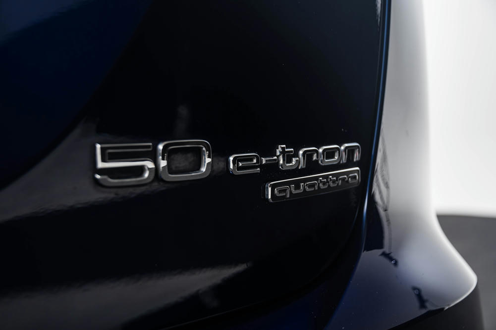 Audi Q4 e-tron Navarrablauw