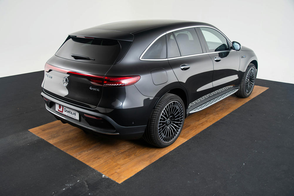 Mercedes-Benz EQC 400 4MATIC Grafietgrijs