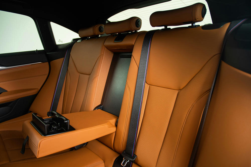 Veiligheidsgordels voorzien van M striping