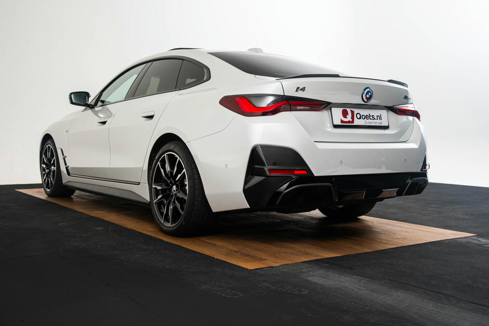 Extra getint glas in achterportierruiten, achterste zijruiten en achterruit