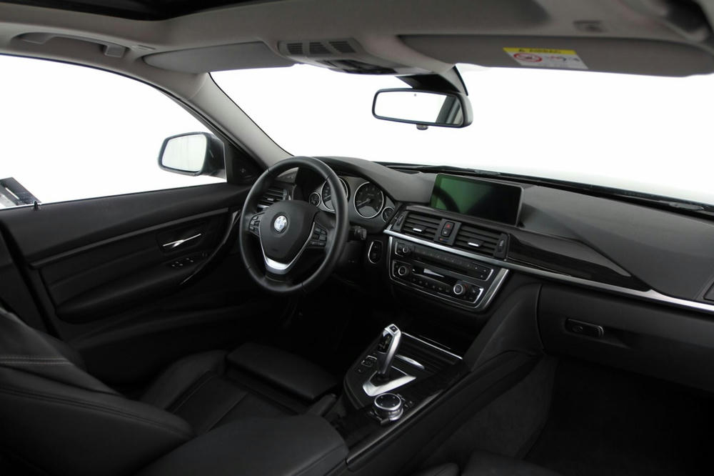 #5 BMW 330d Touring4.jpg