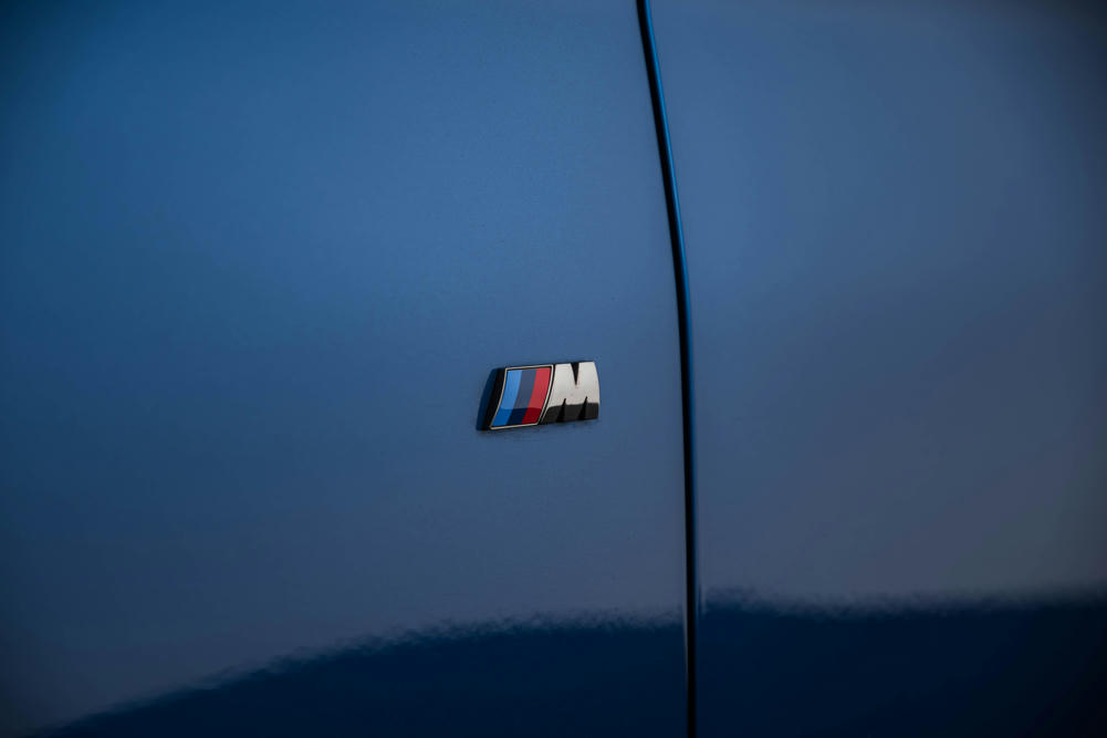 BMW M235i Cabrio Estoril Blau