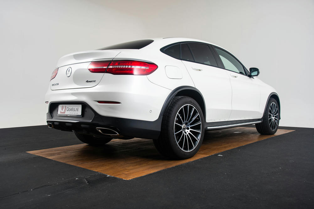 Mercedes-Benz GLC 250 4MATIC Coupé Diamantwit Bright