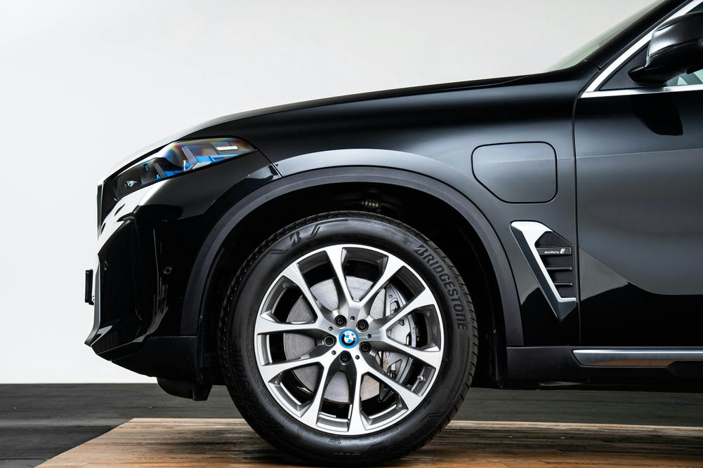 738 bicolor 20 inch BMW