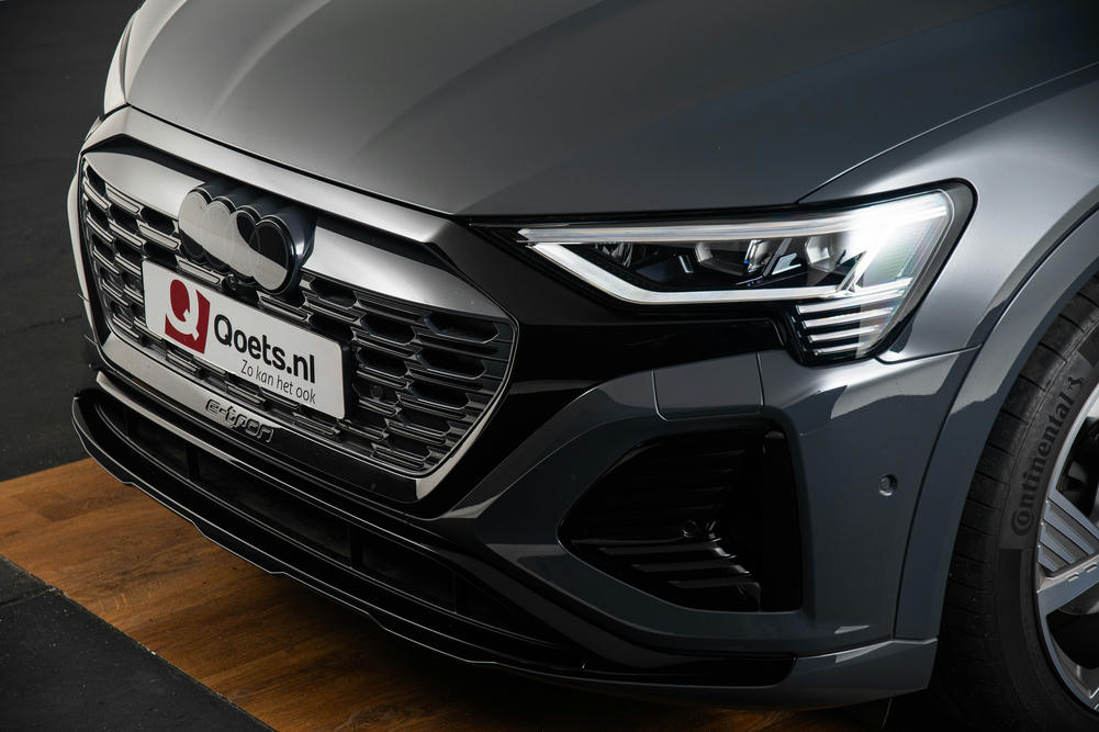 Audi Q8 e-tron Magneetgrijs