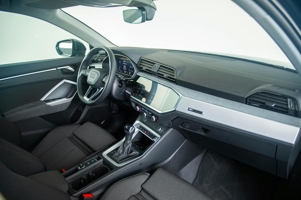 schermgroottes van 10,25 tot 12,3 inch