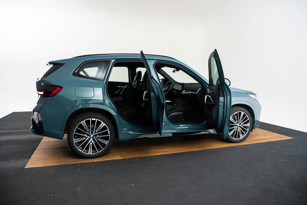 BMW X1 sDrive18i Cape York Green