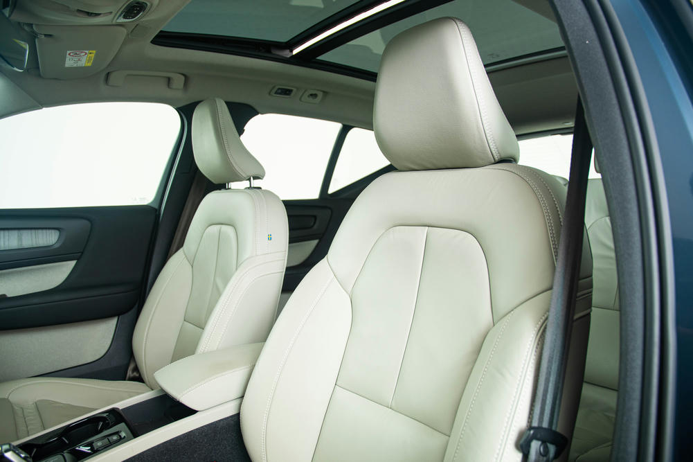 Panoramadak en lederen stoelen