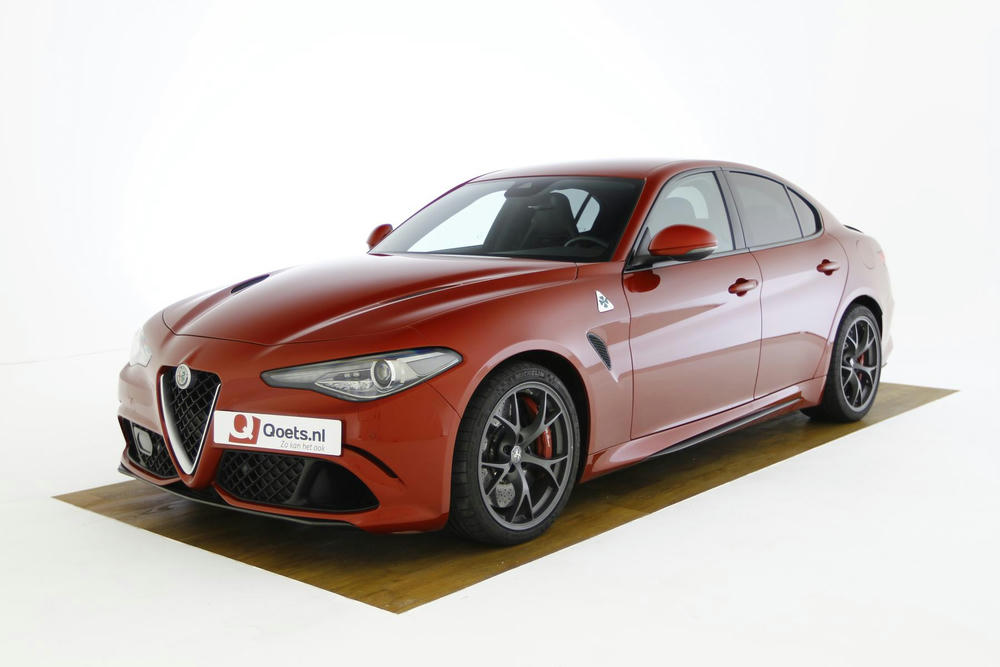 #9 Alfa Romeo Giulia 2.9 Quadrifoglio