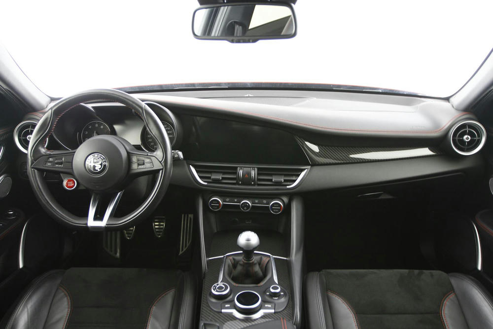 #9 Alfa Romeo Giulia 2.9 Quadrifoglio2.jpg