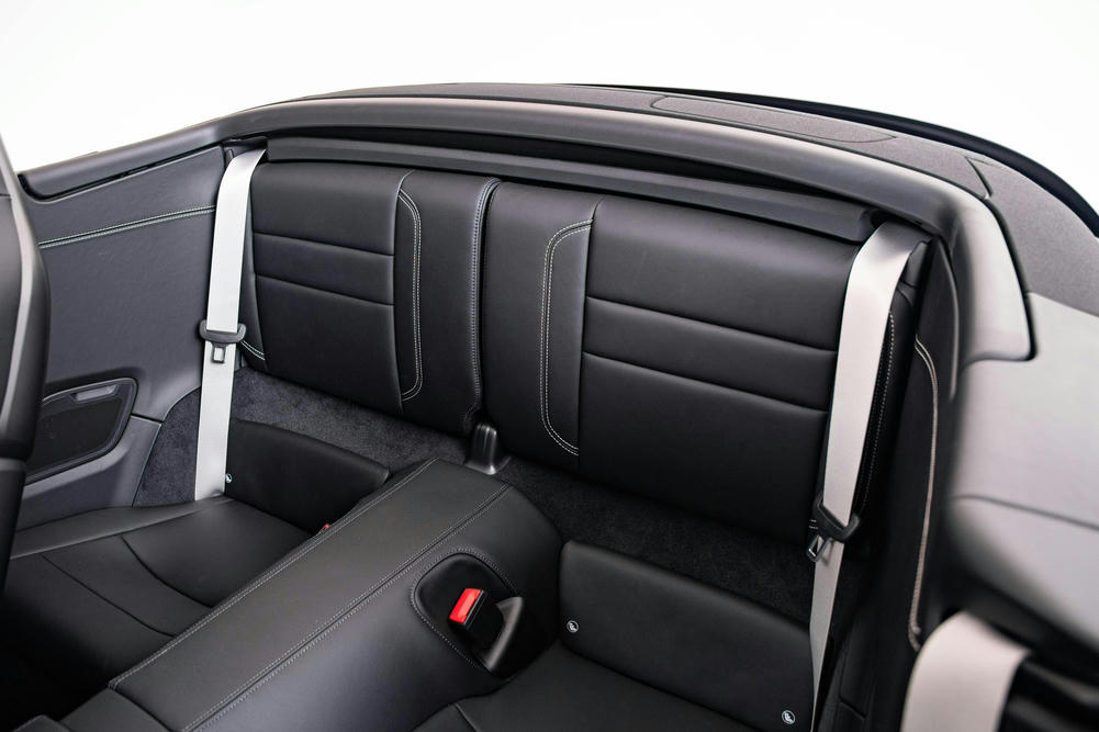 Achterbankje Porsche 911