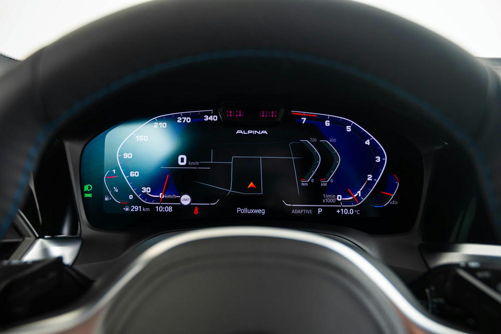 Alpina B3 Dashboard