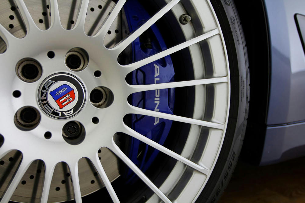 Alpina B5 Touring - Alpina remsysteem