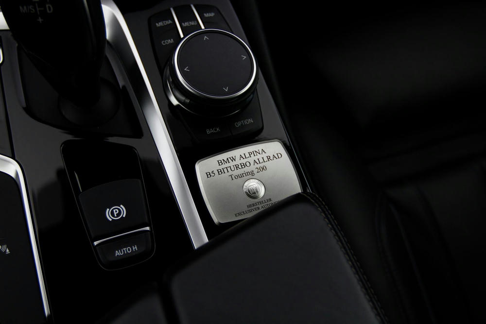 Alpina B5 Touring - Plaatje met nummering