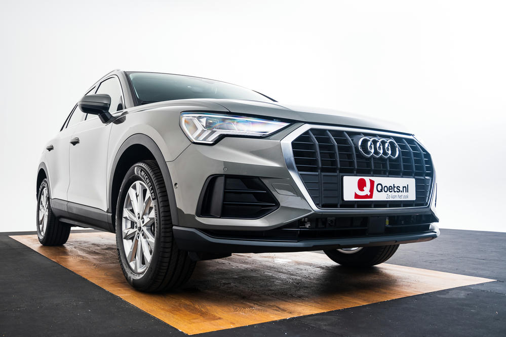 Audi - Q3 TFSI e Chronosgrijs (10).jpg