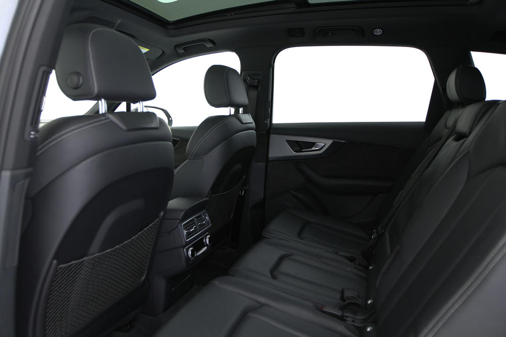 Audi - Q7 3.0 TDI quattro - D033934 -  Teaser - Interieur - (8).JPG