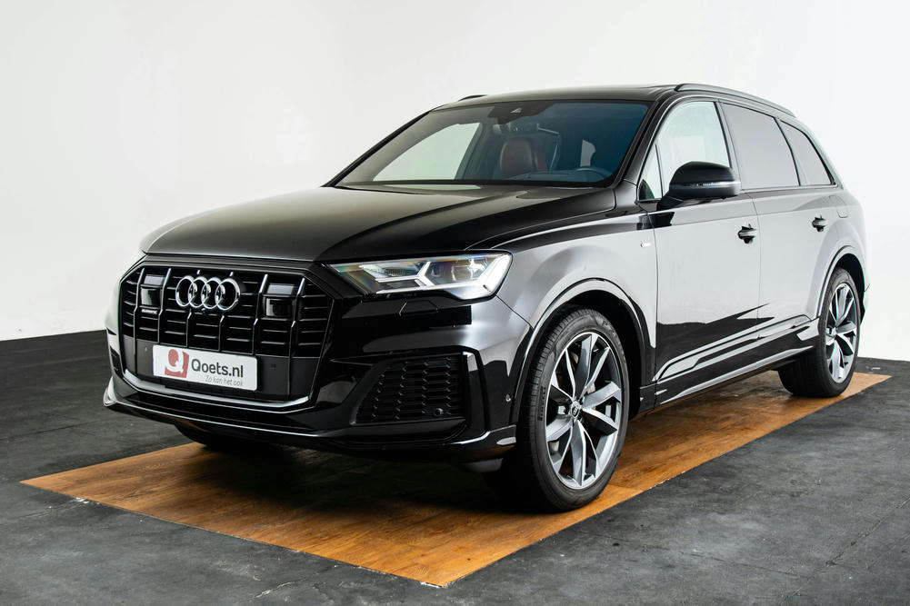 Audi - Q7 55 TFSI e quattro - D025366 - Exterieur (2)