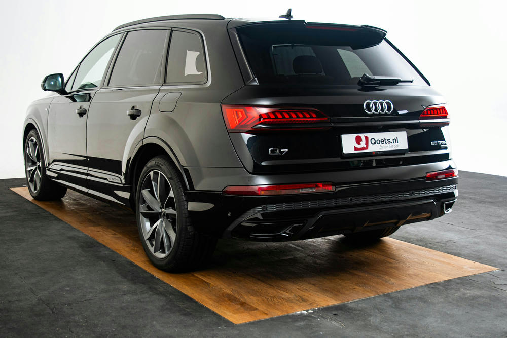 Audi - Q7 55 TFSI e quattro - D025366 - Exterieur (22)