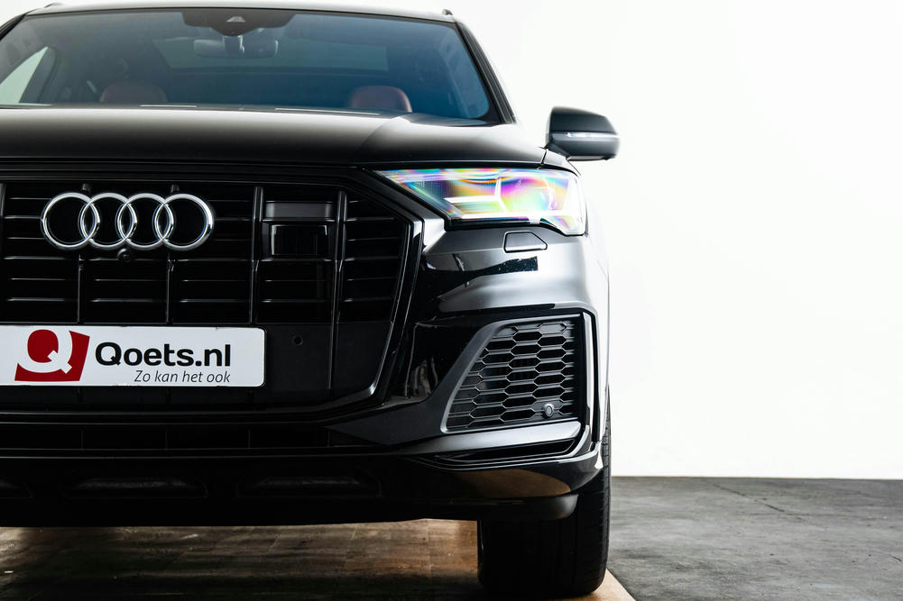 Audi - Q7 55 TFSI e quattro - D025366 - Exterieur (5)