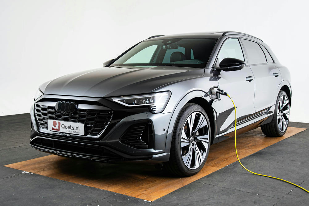 Audi - Q8 e-tron 55 quattro - B042638 - exterieur (2)