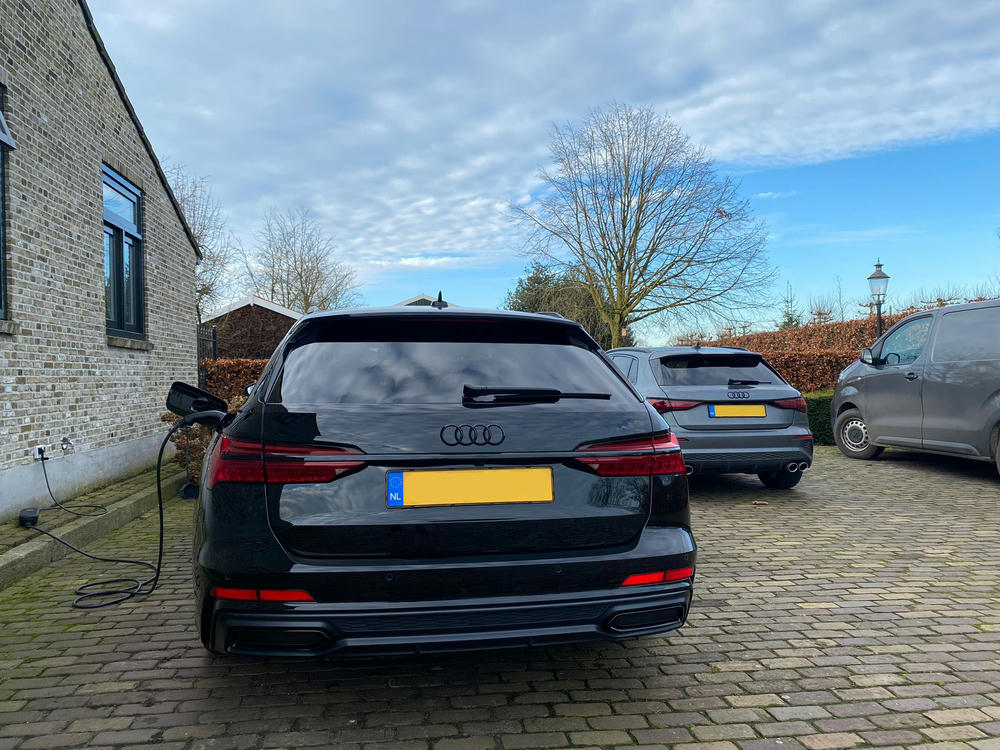 Audi A6 Avant 55 TFSI e Quattro - N071824 (2) (1).jpg