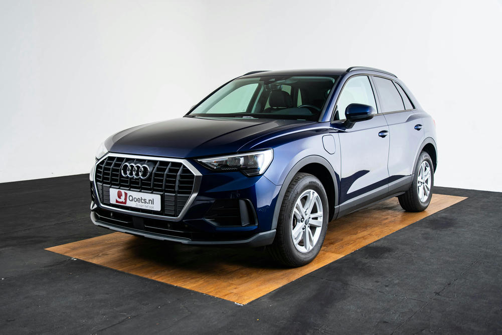 Audi Q3 met 17 inch - lichtmetaal 5 dubbelspaak