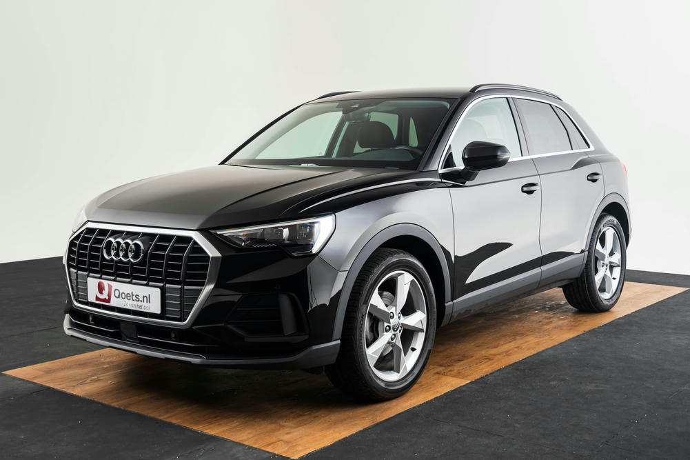 Audi Q3 met Velgen, lichtmetaal 7J x 19 5-arm-dynamic-design