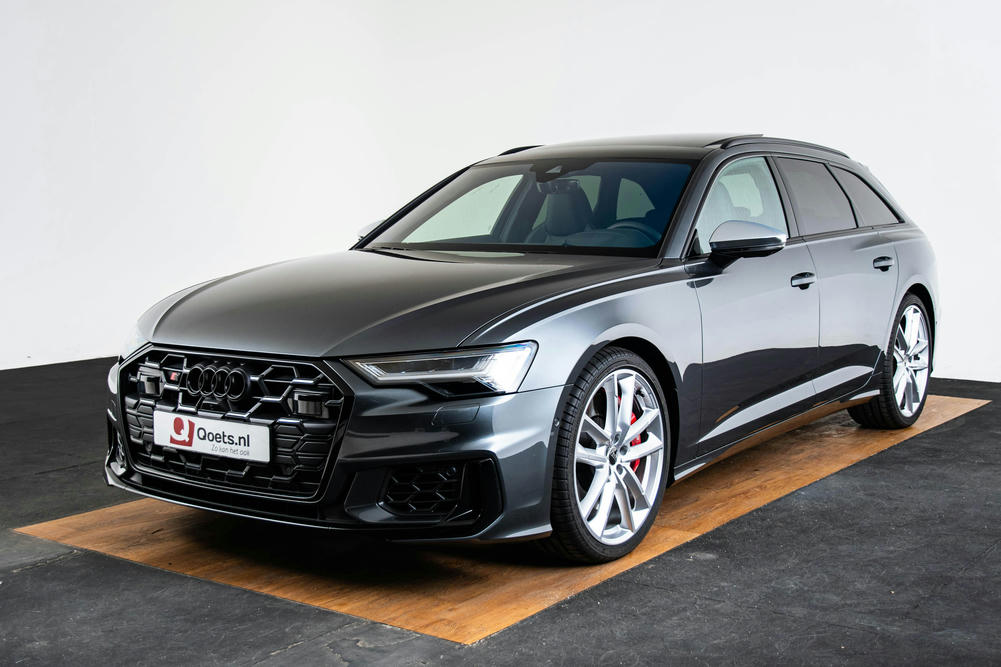 Audi S6 linksvoorfoto