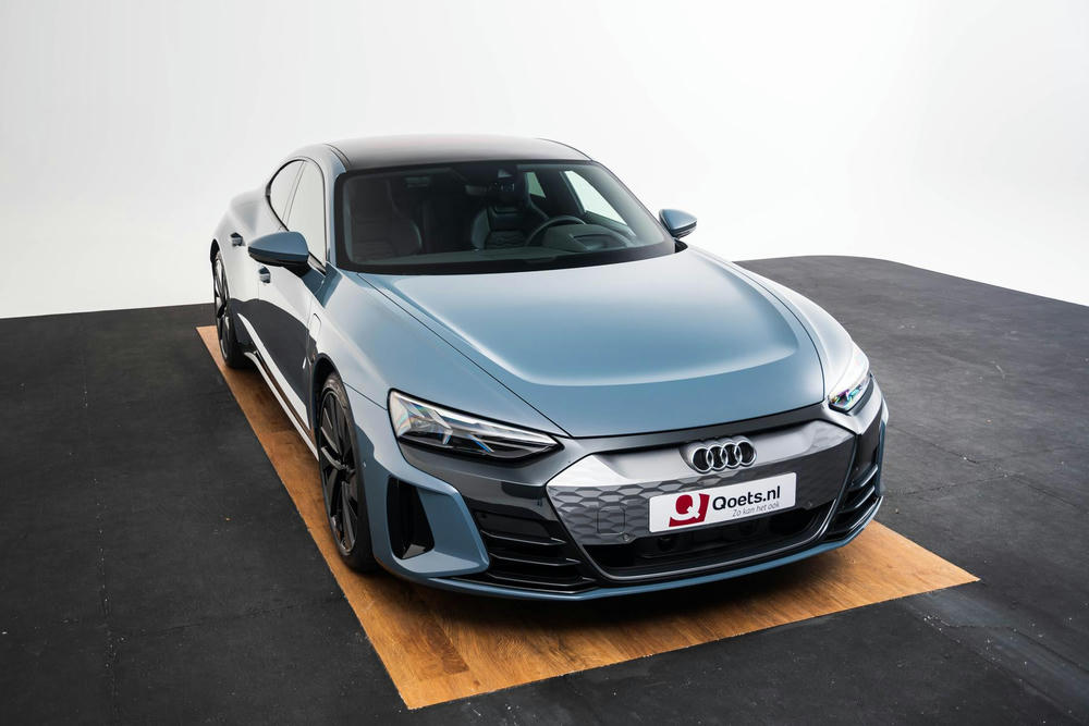 Audi e-tron GT quattro987f.jpg