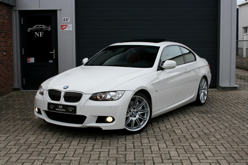 BMW-335i-Coupe-E92-2009-010.jpeg