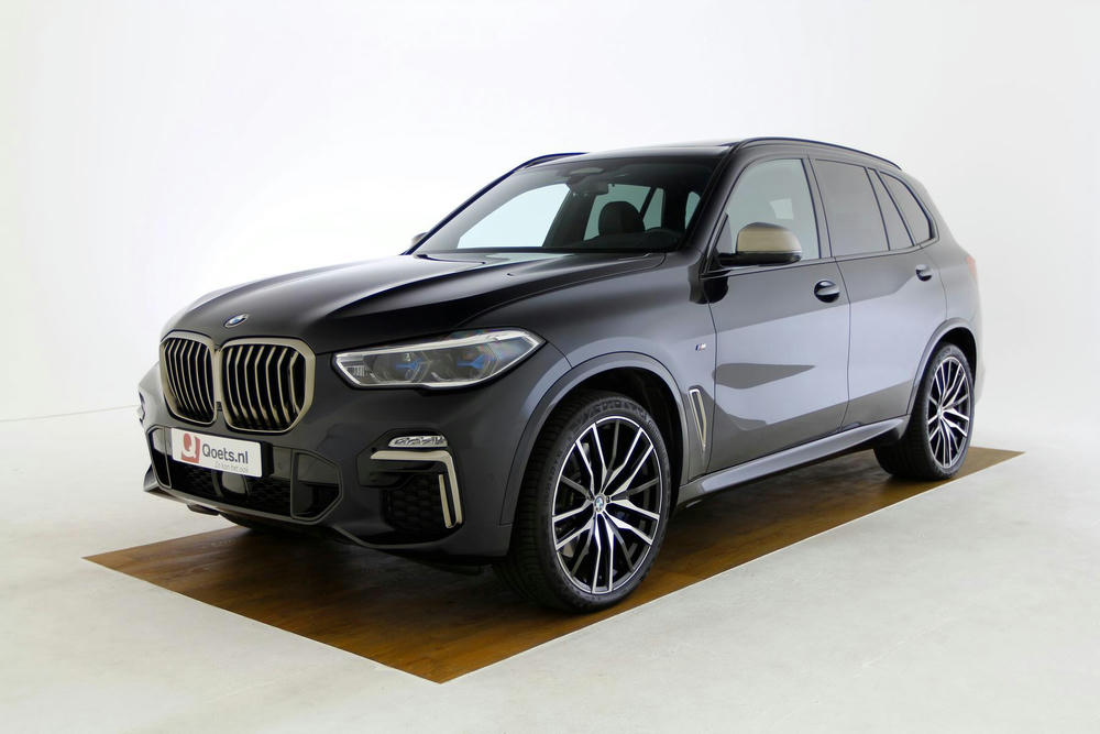 BMW-X5-M50d-Carbonschwarz-Voorkant.jpg