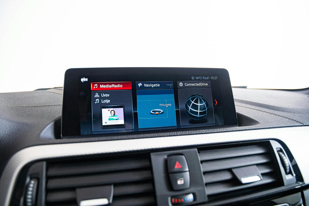 BMW - 220i Cabrio - 7G22410 - Interieur (17)