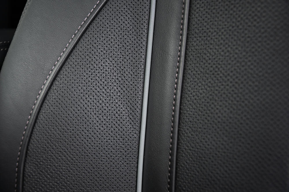 BMW - 530d Sedan Exklusivleder 'Nappa' Schwarz (5).jpg