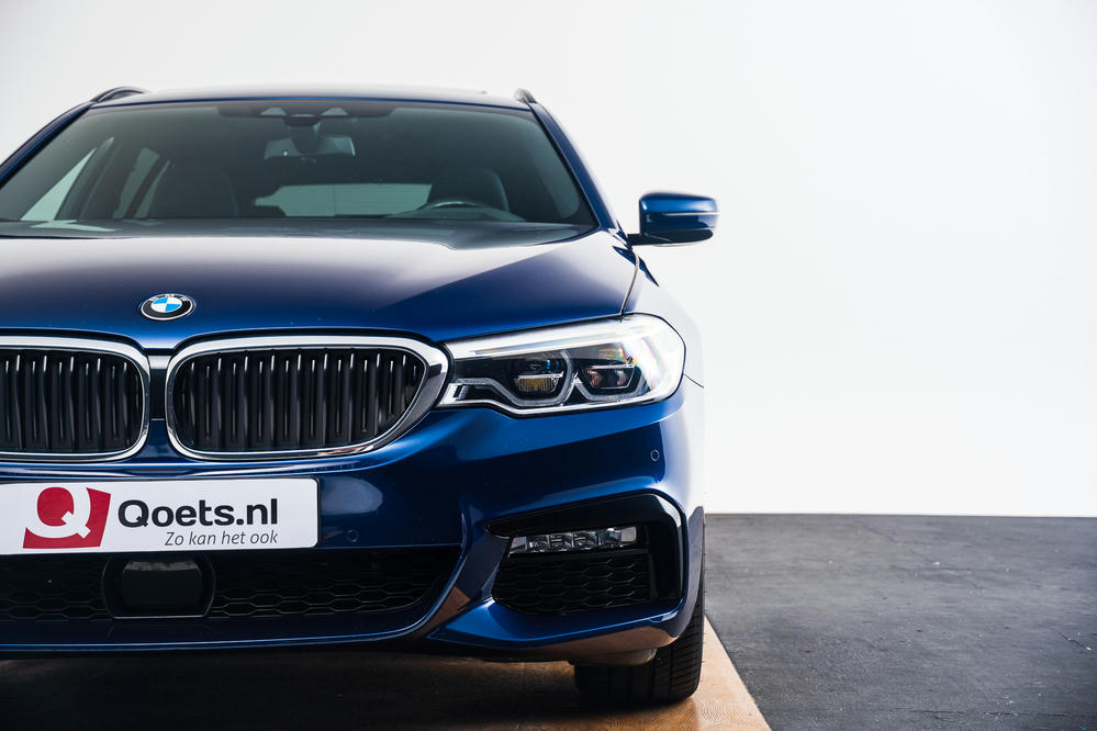 BMW - 540i xDrive Touring Mediterranblau metallic (19).jpg