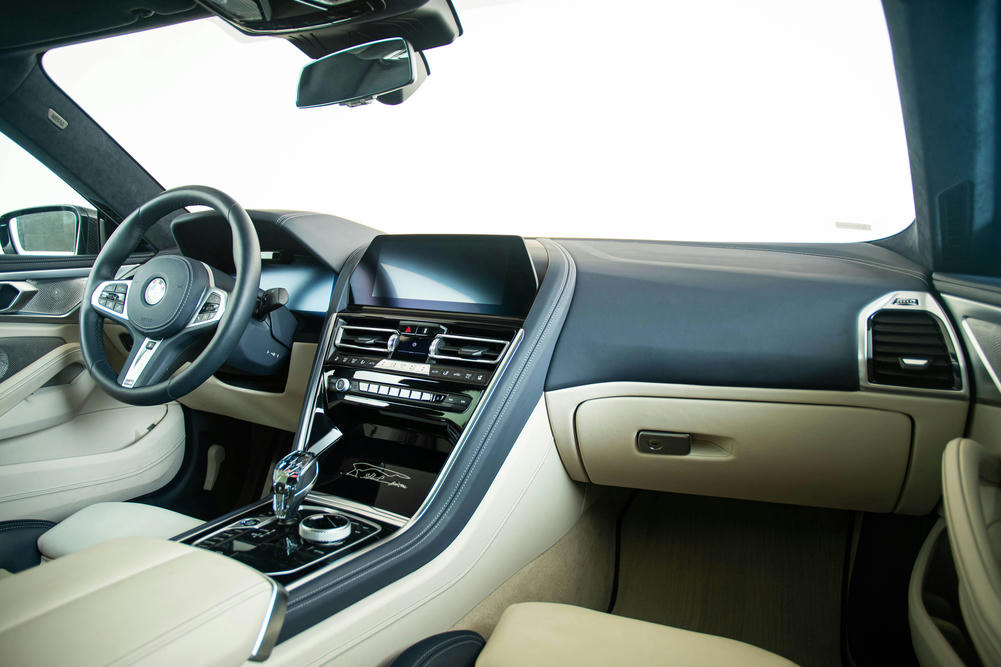 BMW - M850i xDrive Gran Coupé - CH42127 - Interieur (29)