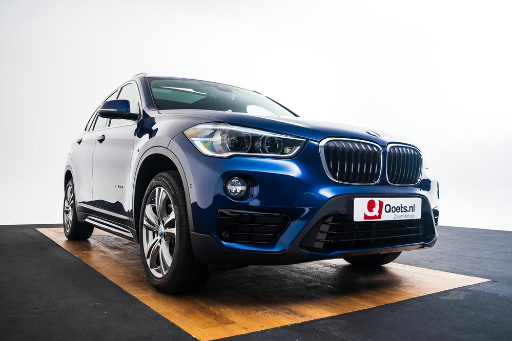 BMW - X1 sDrive18d Mediterranblau (9).jpg