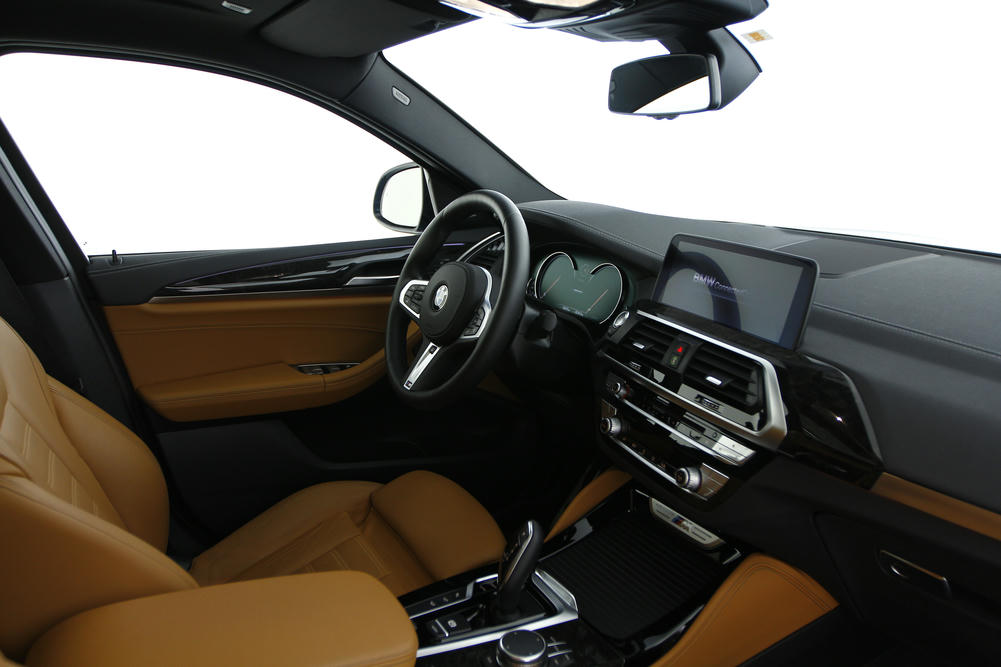 BMW - X4 M40i - LA89096 - Teaser - Interieur - (9).JPG