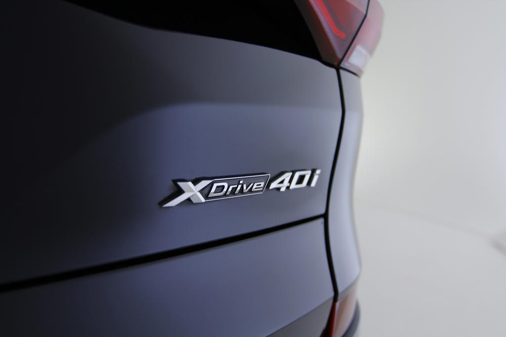 BMW - X5 xDrive40i - LB11289 - Teaser - Exterieur (15).JPG