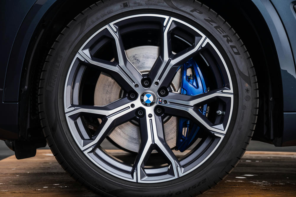 BMW - X5 xDrive45e - 9F36517 - Teaser - Exterieur (19).jpg