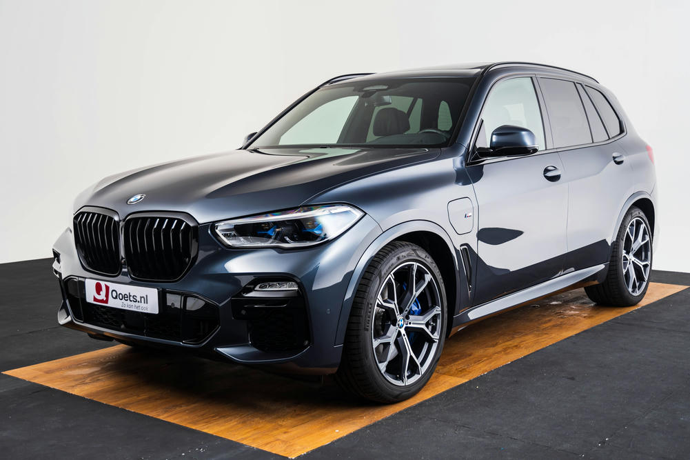 BMW - X5 xDrive45e - 9F36517 - Teaser - Exterieur (38).jpg